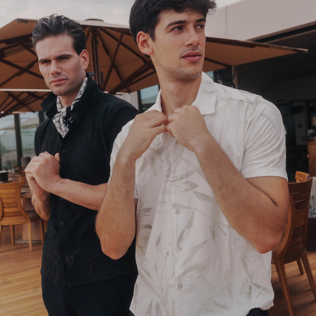 Embossed Leaf Cuban Collar Knit Polo in Brown / Green, Legacy London