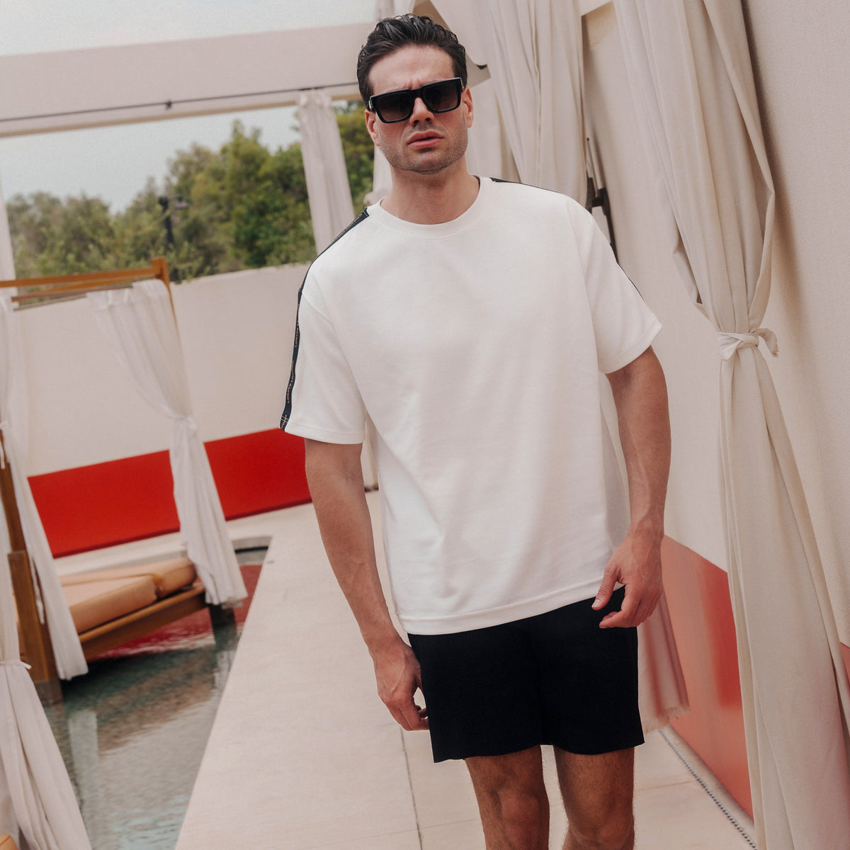 Tape-Detail Oversized T-Shirt in Dark Brown / White, Legacy London