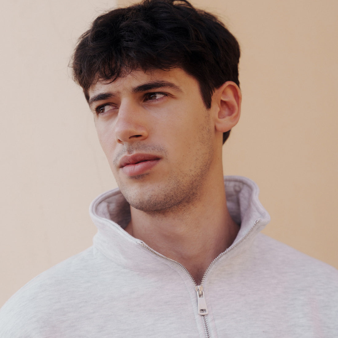 Essential Half Zip Sweatshirt in Dark Gray / Silver / Black, Legacy London