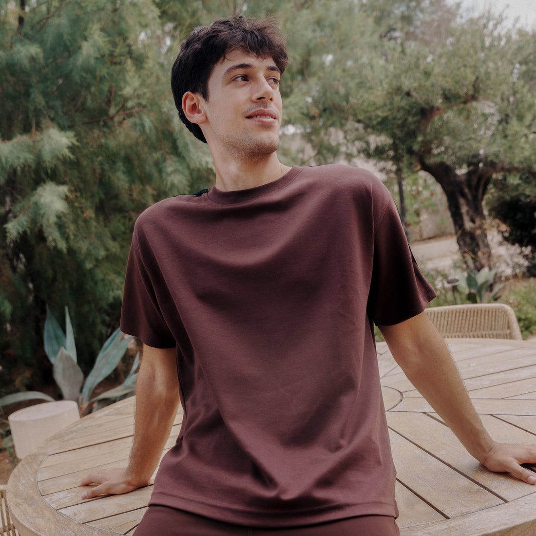 Tape-Detail Oversized T-Shirt in Dark Brown / White, Legacy London