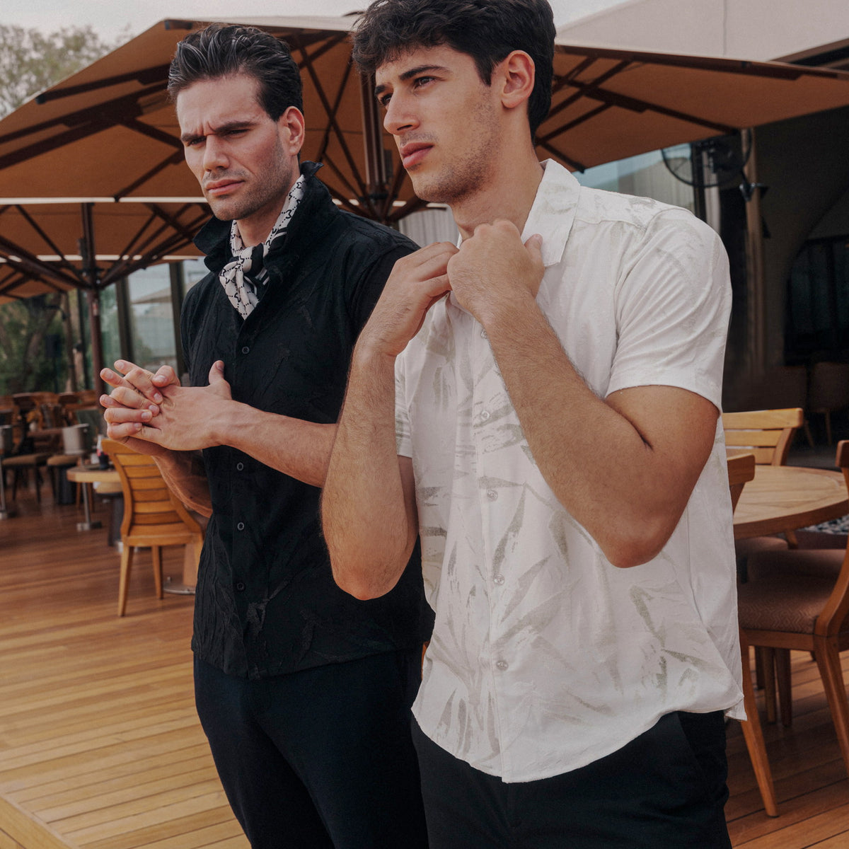 Embossed Leaf Cuban Collar Knit Polo in Brown / Green, Legacy London