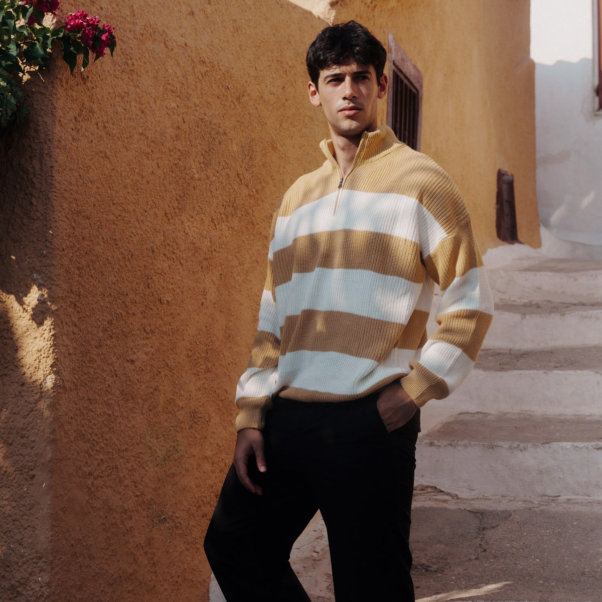 Soft Horizon Zipper Pullover in Black / Mustard Brown, Legacy London