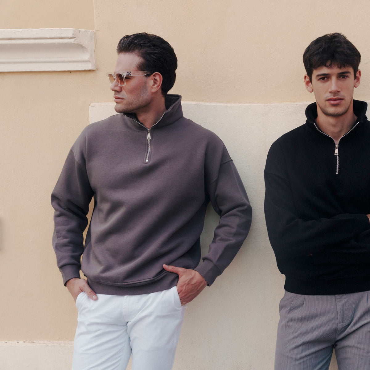 Essential Half Zip Sweatshirt in Dark Gray / Silver / Black, Legacy London