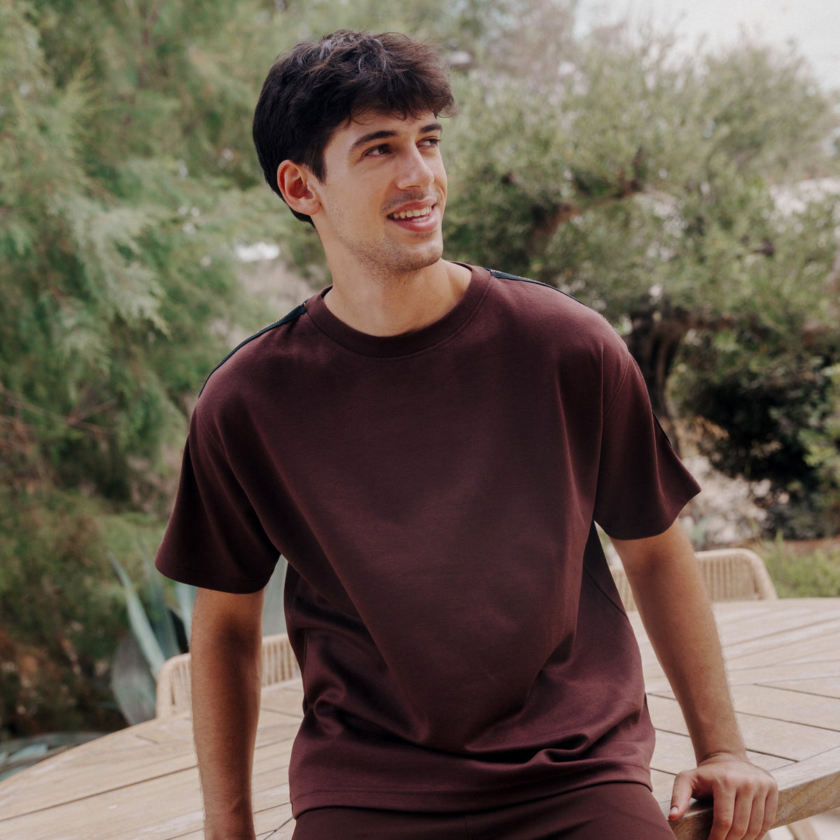 Tape-Detail Oversized T-Shirt in Dark Brown / White, Legacy London