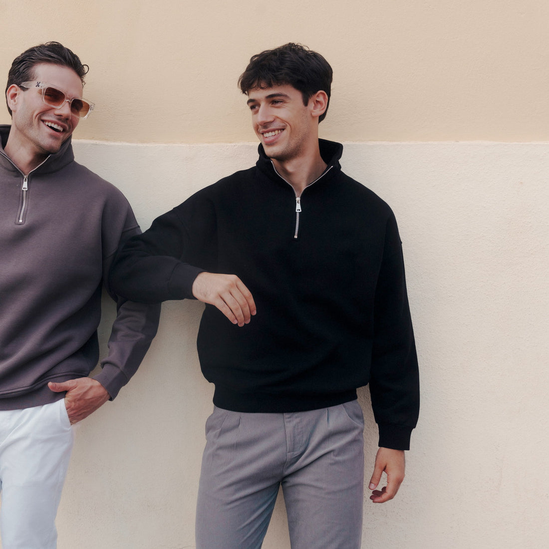 Essential Half Zip Sweatshirt in Dark Gray / Silver / Black, Legacy London