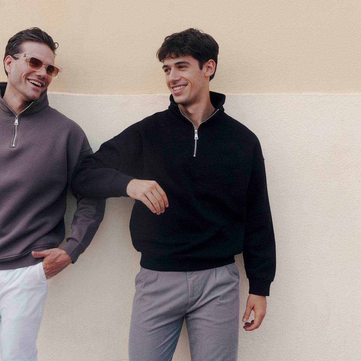 Essential Half Zip Sweatshirt in Dark Gray / Silver / Black, Legacy London