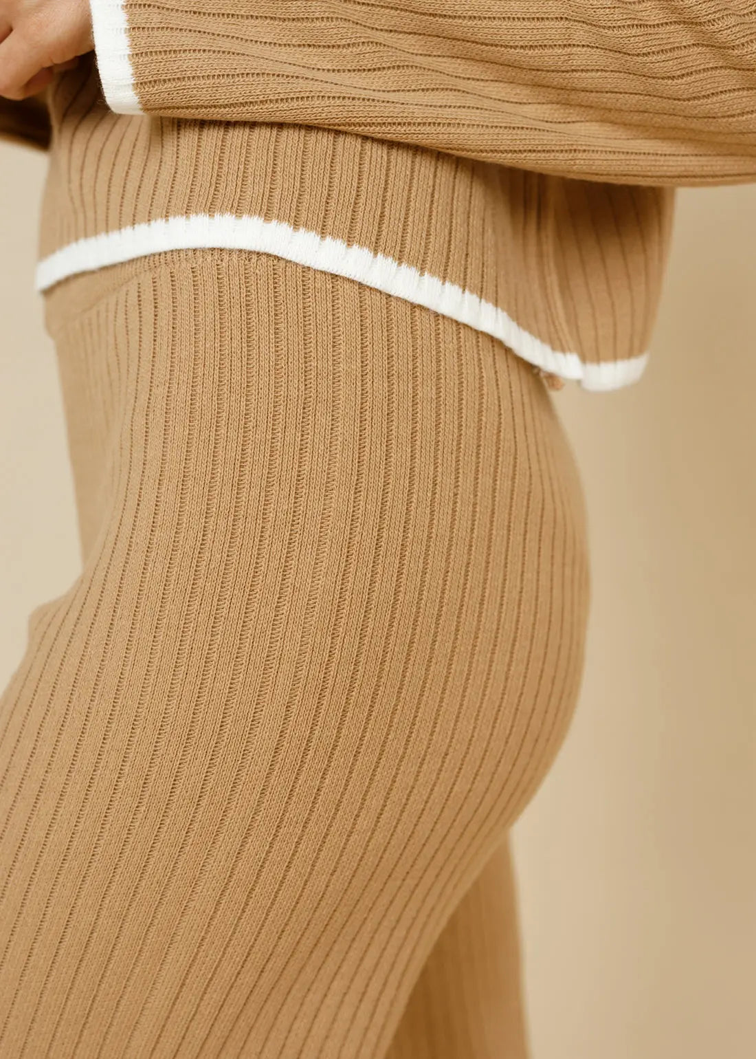 Mila Knitted Loungewear Set Legacy London