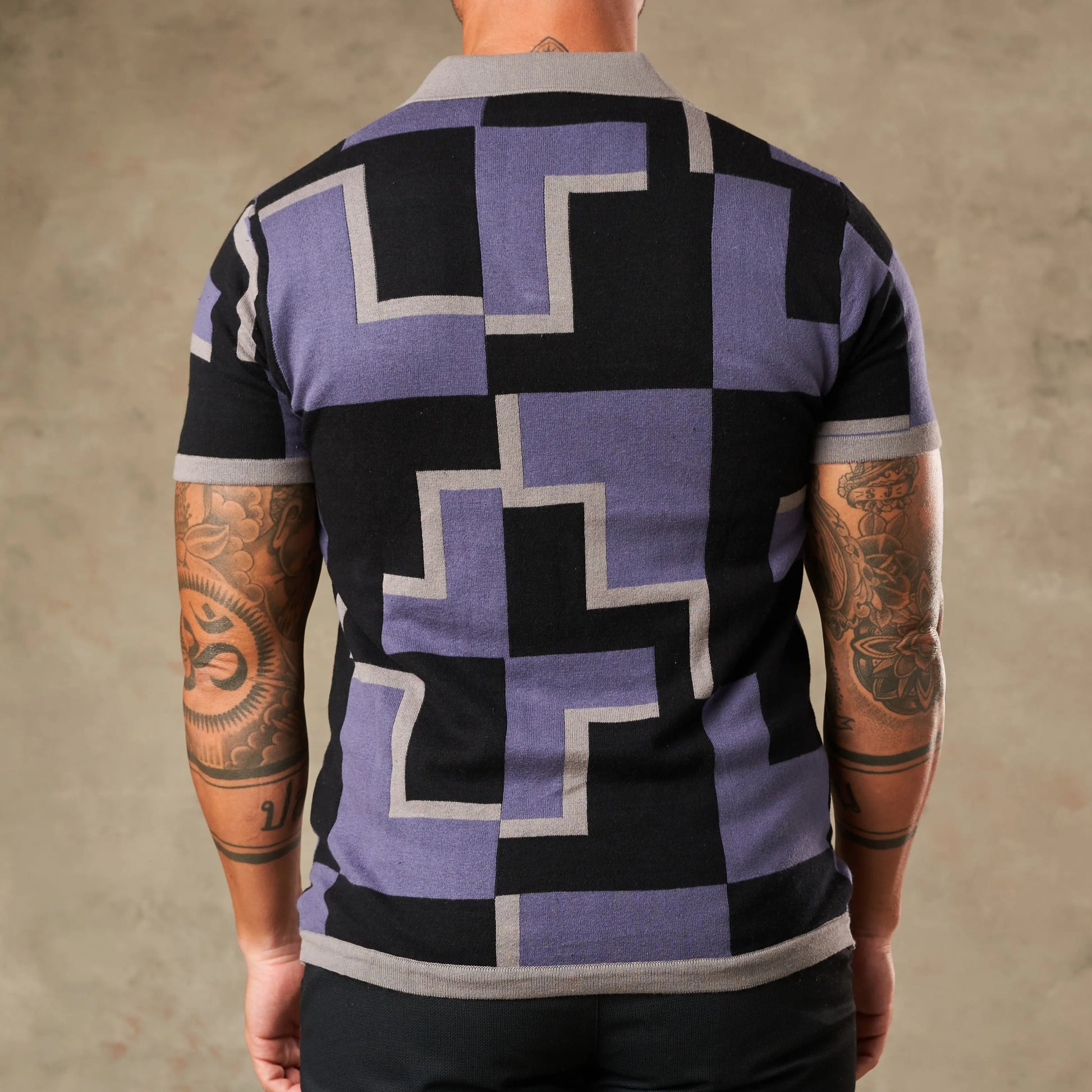 Moderna Graphic Statement Knit  - Legacy London