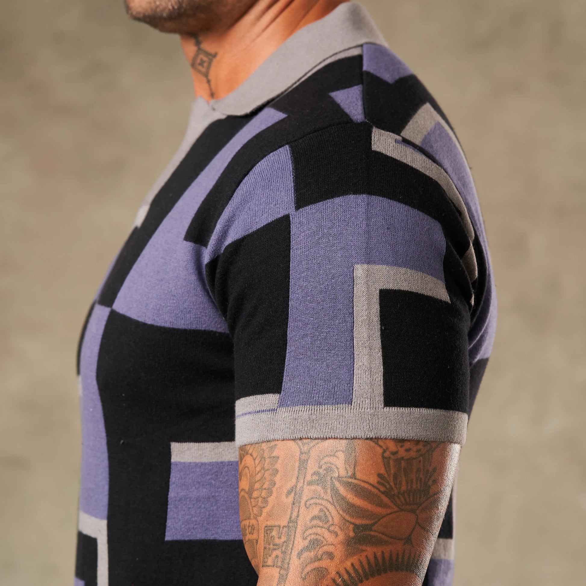 Moderna Graphic Statement Knit  - Legacy London