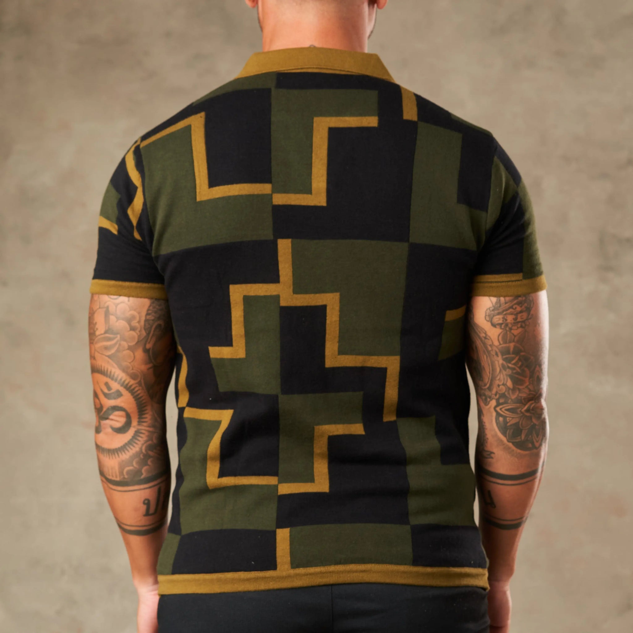 Moderna Graphic Statement Knit  - Legacy London