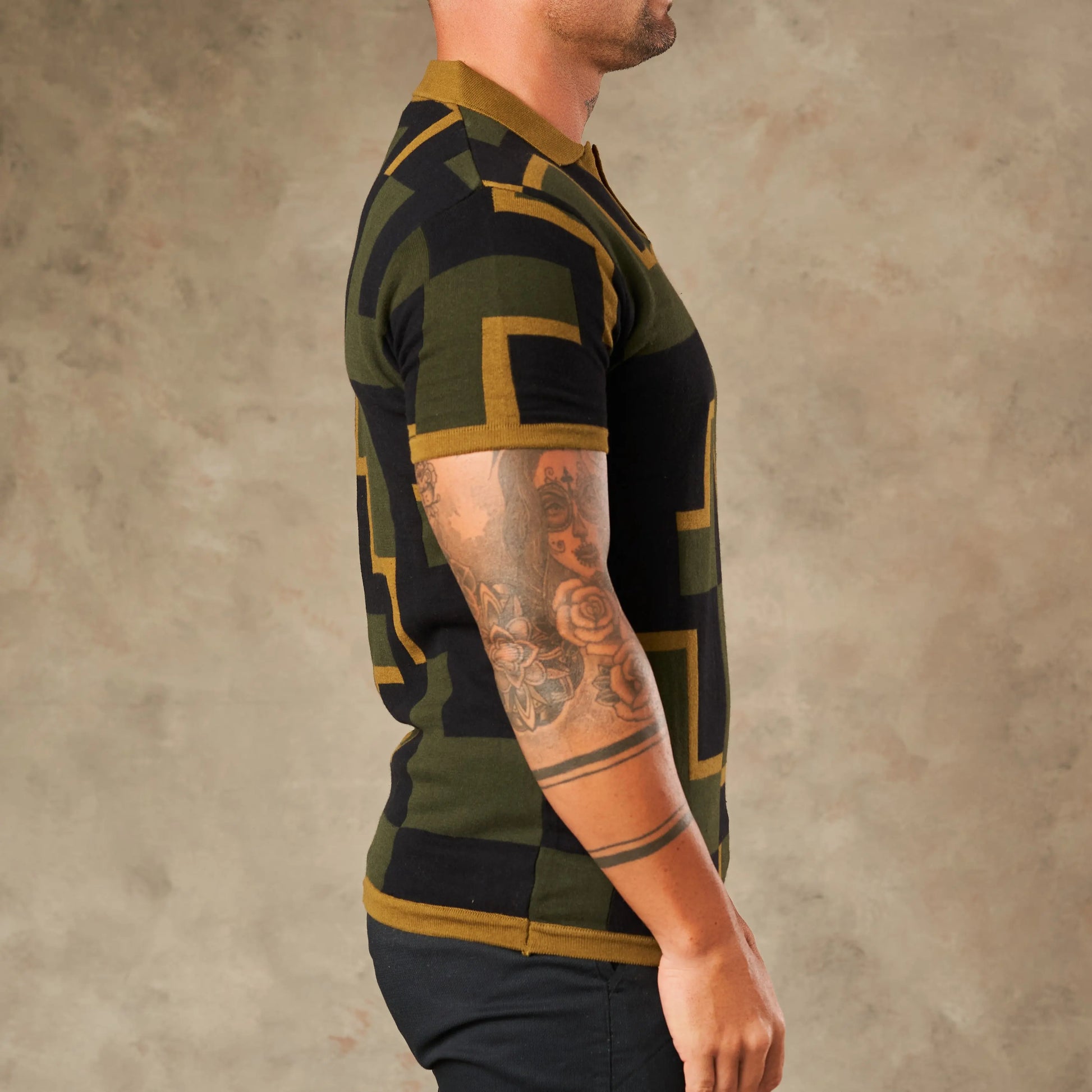 Moderna Graphic Statement Knit  - Legacy London
