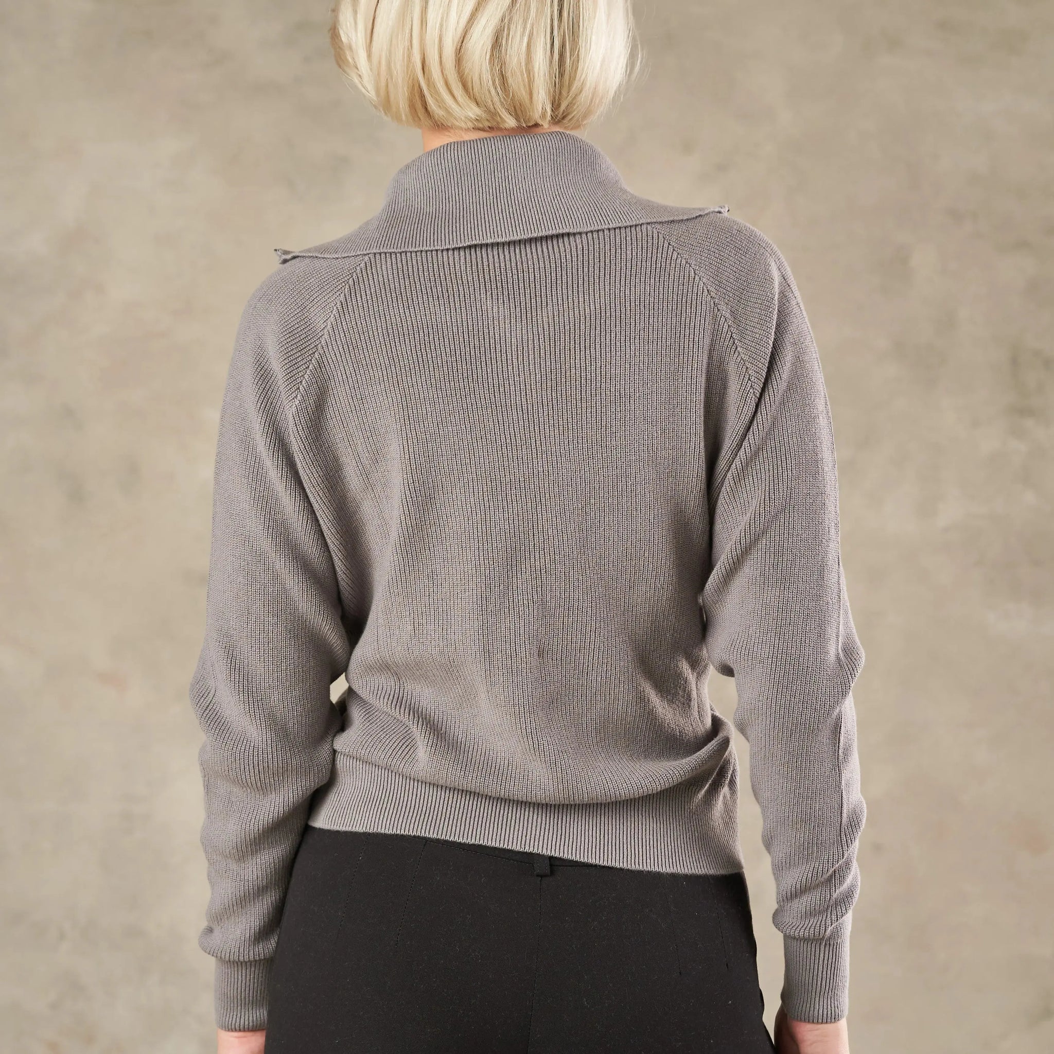 Roma Detailed Collar Knit Jumper - Legacy London