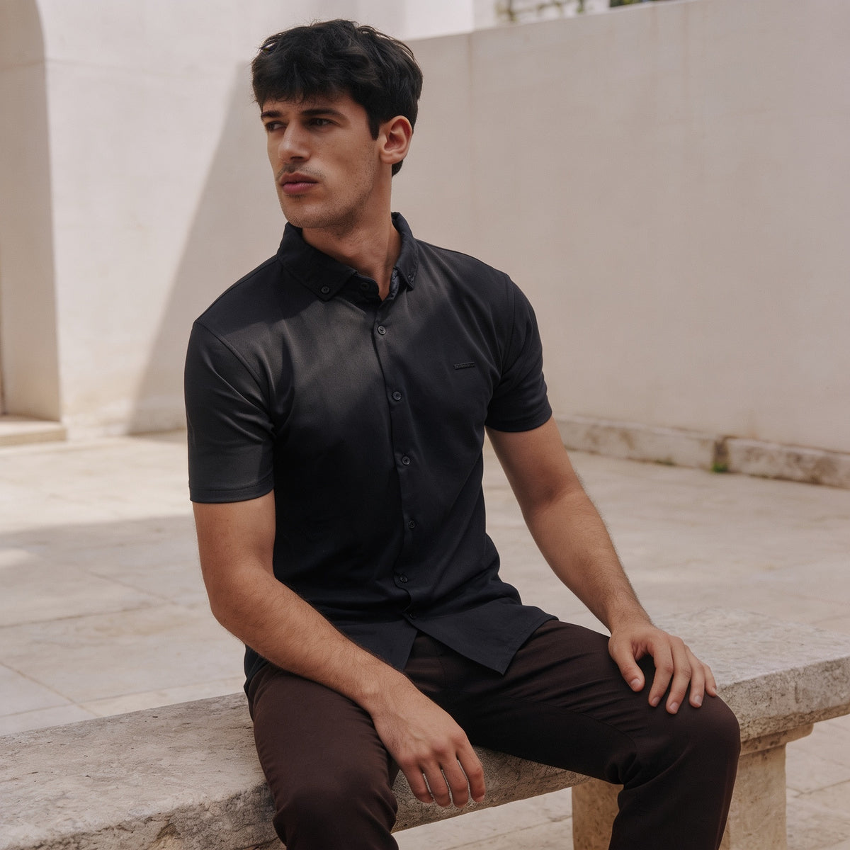 Tab-Collar Short-Sleeved Shirt in Onyx Black, seated view, Legacy London