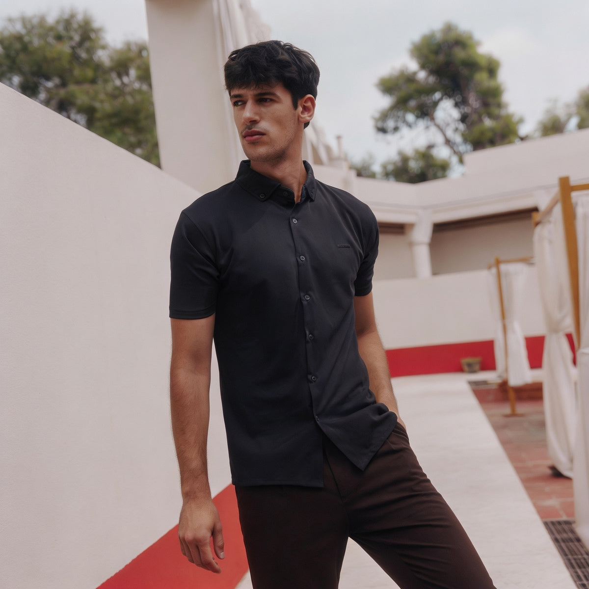 Tab-Collar Short-Sleeved Shirt in Onyx Black, standing view, Legacy London